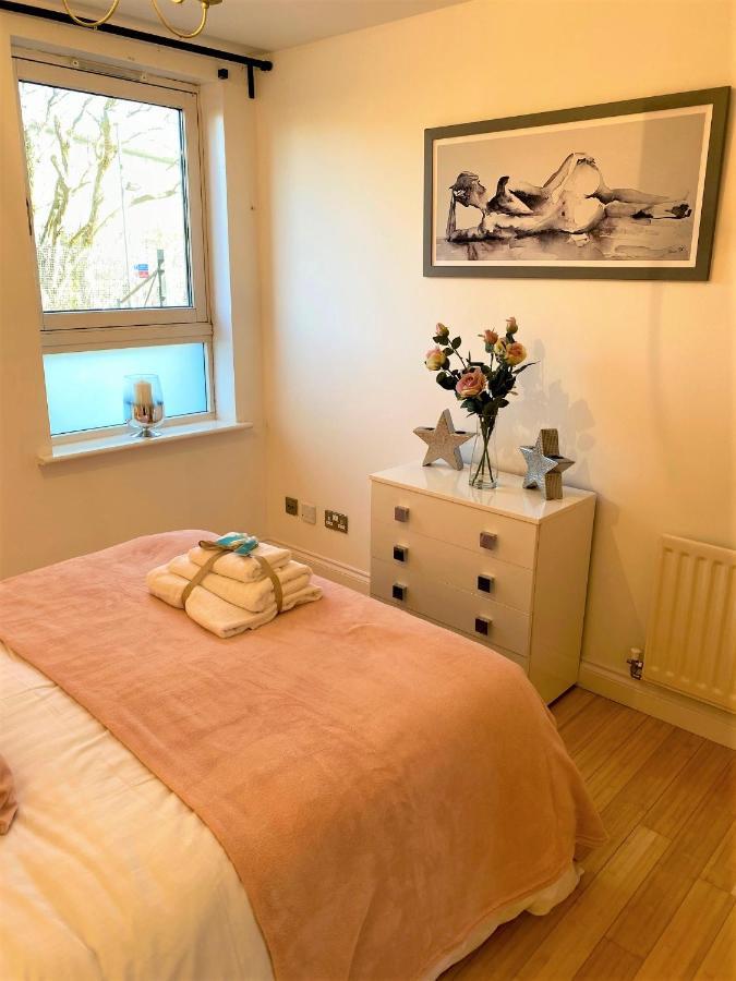 גלאזגו Sec Minerva Westend Two Bedroomed Apartment מראה חיצוני תמונה